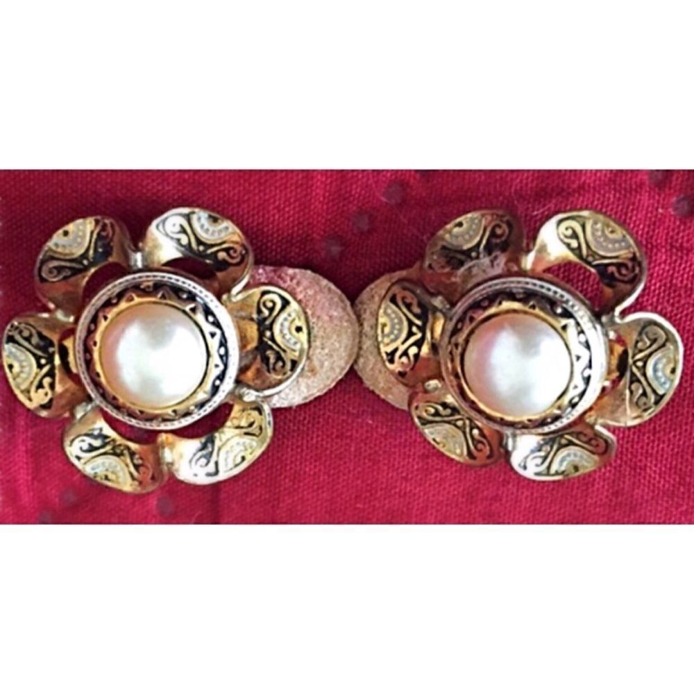 Vintage Clip-On Earrings Beautiful Craftsmanship!